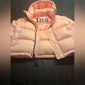 🧡 Aritzia XS TNA Super Puff